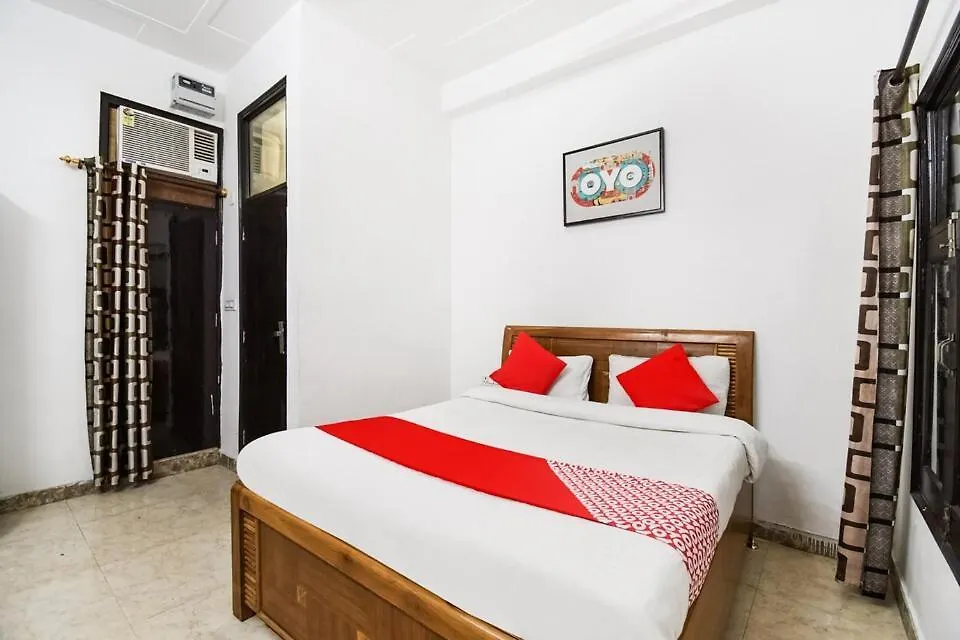 **  Hotel Devi Palace Inn Gurgaon Indie